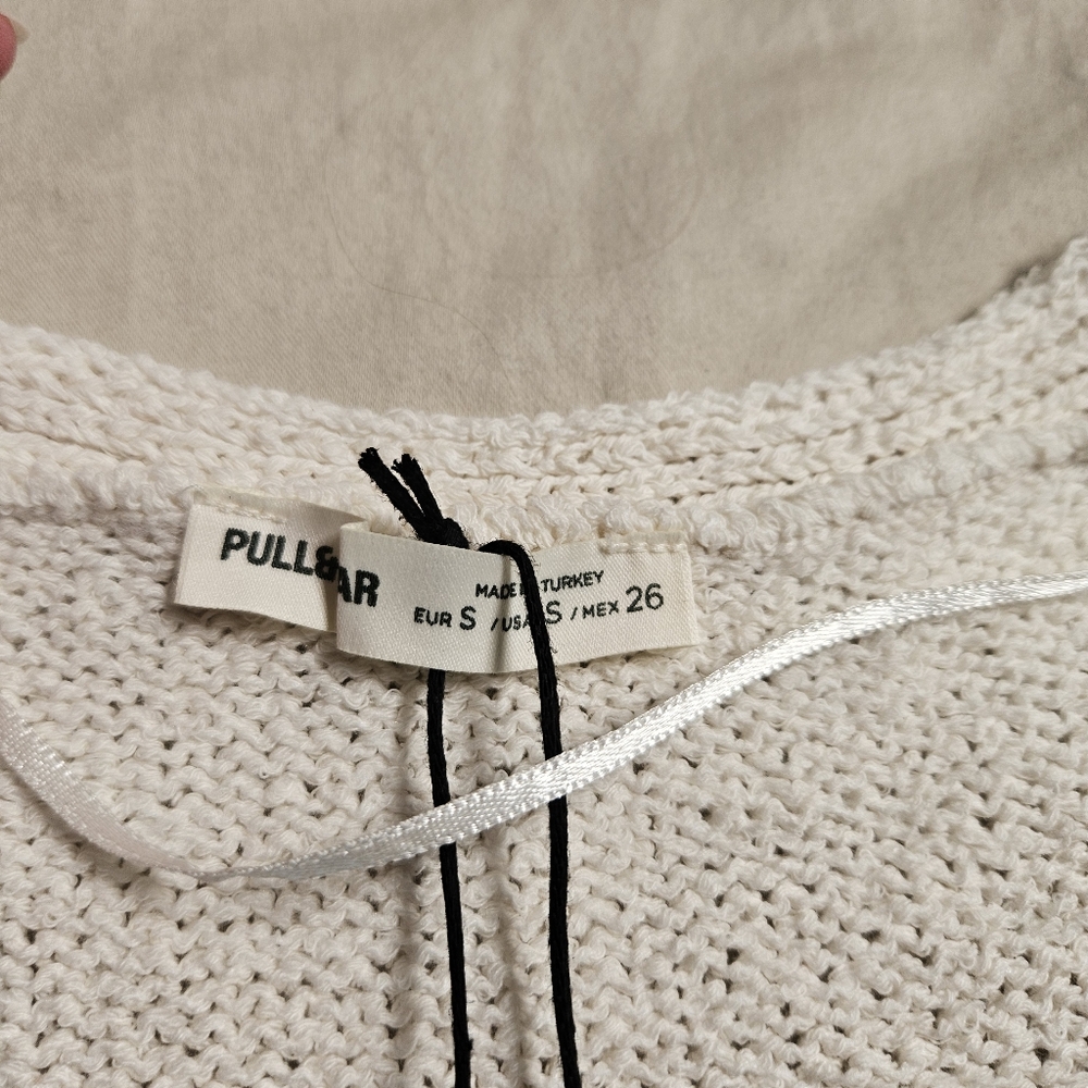 PULL & BEAR Women's Cream V-Neck Knit Vest Sleeveless Button Cardigan Top S NWT - Picture 4 of 9